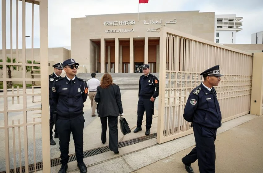 الغرفة الاستئنافية المكلفة بقضايا الإرهاب تؤيد الحكم الابتدائي بعقوبتي الإعدام والمؤبد بحق المتهمين بقتل رجل أمن محكمة الاستئناف الرباط 850x560