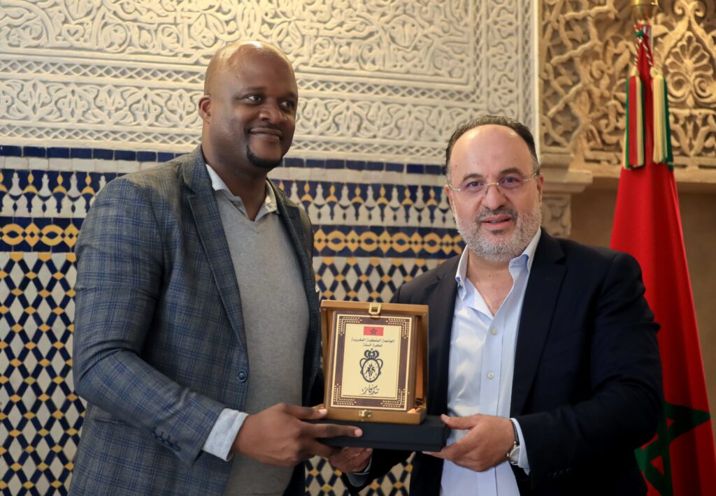 ابرام اتفاقية شراكة وتعاون بين الجامعة الملكية المغربية لكرة السلة والاتحاد الغابوني لكرة السلة. A4c0935b 6dd8 4581 ad8d a080b4a1daf7