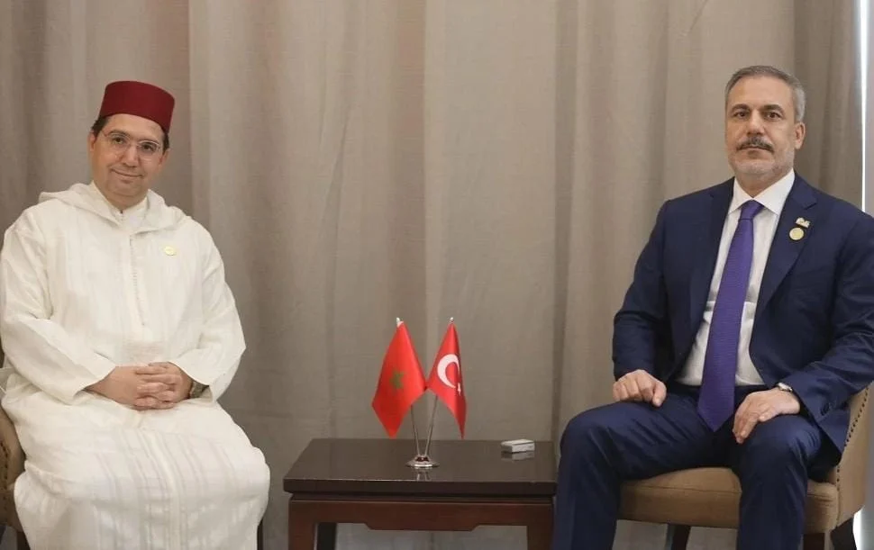 بانجول: السيد بوريطة يجري سلسلة من المباحثات على هامش القمة الـ 15 لمنظمة التعاون الإسلامي Boritaaaa