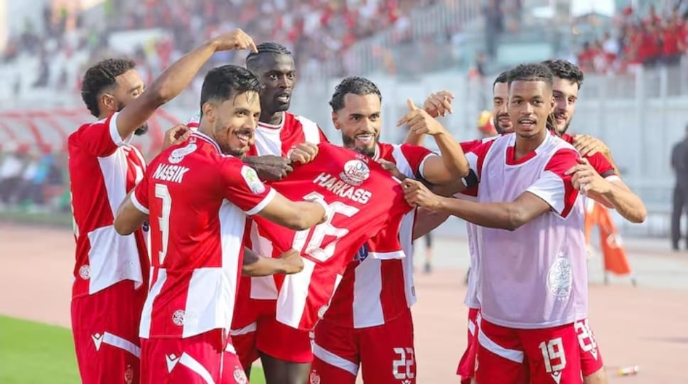 موكوينا يقود الوداد لفوز كبير على الدفاع الجديدي برباعية في البطولة الوطنية Screenshot 20240929 012553 chrome