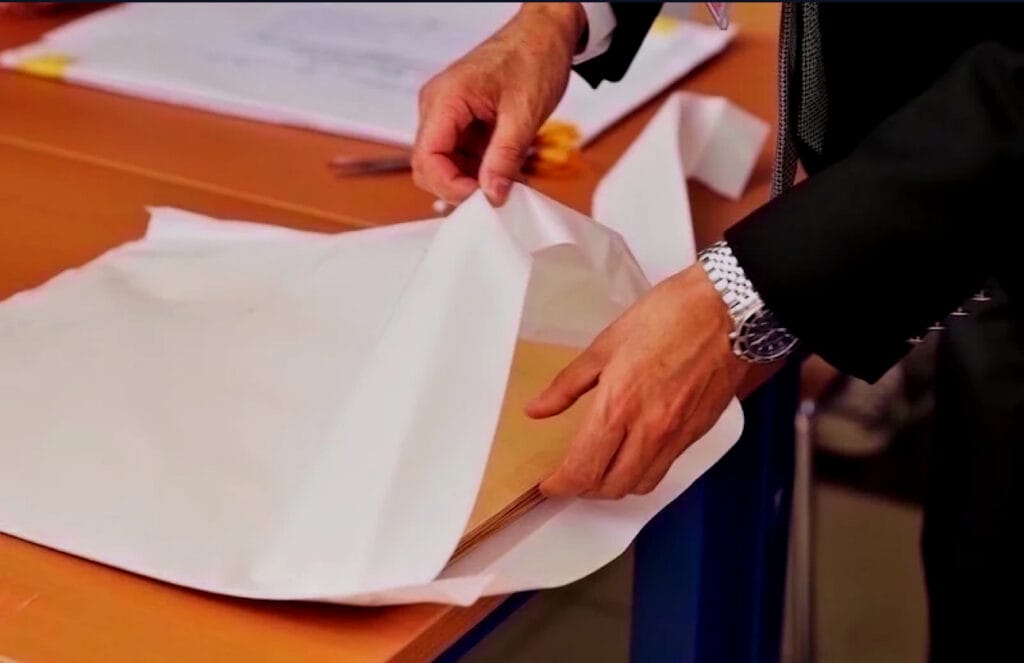 تحقيقات داخلية تكشف تلاعبات في صفقات عمومية وتواطؤ رؤساء جماعات مع مقاولات Img 0855