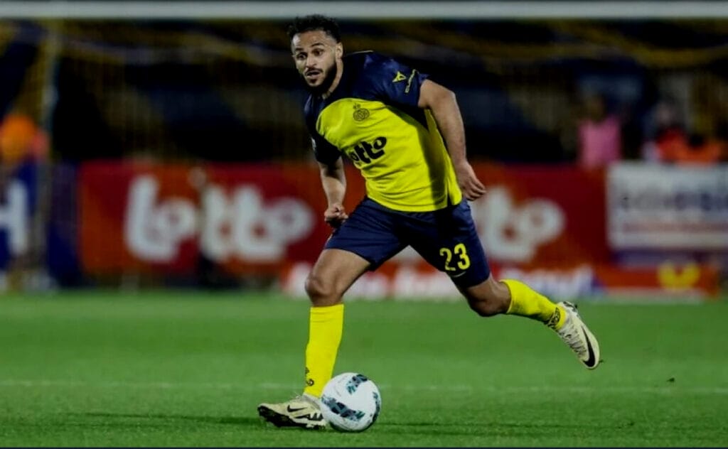 يغيب الدولي المغربي سفيان بوفال عن ناديه البلجيكي يونيون سان جيلواز منذ فترة، وذلك بسبب إصابة تعرض لها مؤخرًا. Img 0895