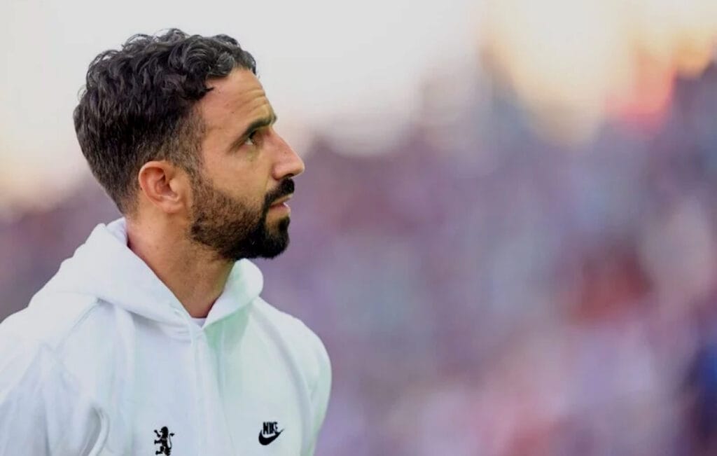 “تعيين روبن أموريم: الأمل الجديد لمانشستر يونايتد” Img 0933