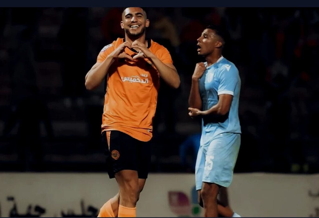 “النهضة البركانية يعزز صدارته بفوز قاتل على اتحاد تواركة” Img 1202