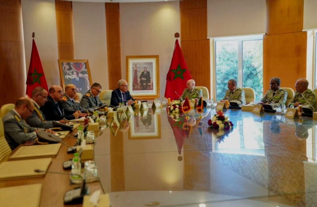 “تعزيز التعاون المغربي-الموريتاني: زيارة وفود عسكرية لمدينة المهن والكفاءات بتامسنا” Img 1240