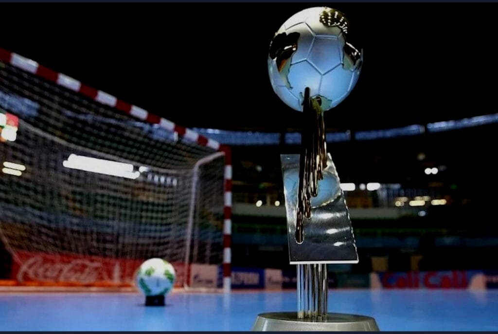 “الإدارة التقنية الوطنية تنظم دورة تكوينية للمدربات في الفوتسال ابتداءً من يناير 2025” Img 2400