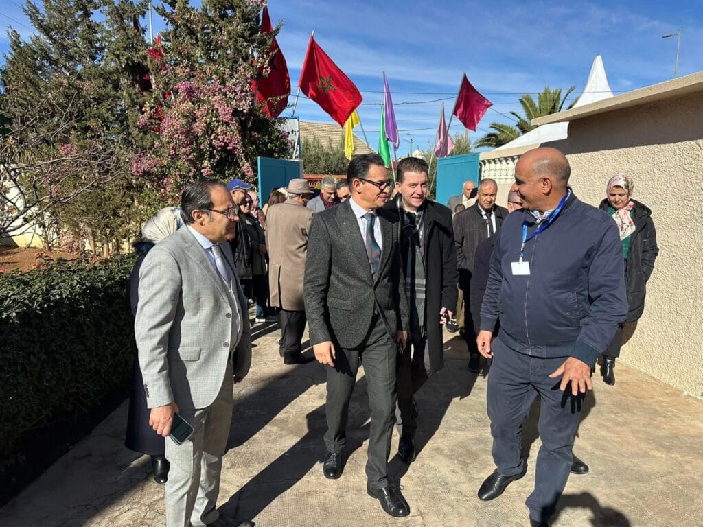 “الكاتب العام لعمالة خريبكة يشرف على انطلاق قافلة طبية لدعم ذوي الإعاقة” Img 3780