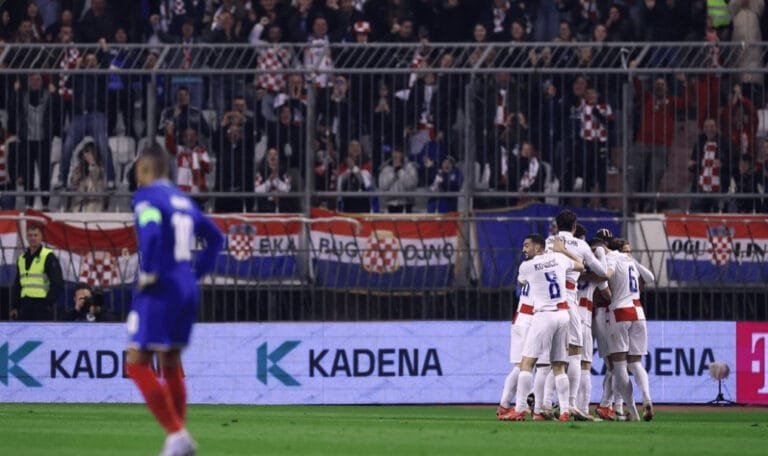 المنتخب الكرواتي يحقق فوزًا مهمًا على فرنسا ويقترب من نصف نهائي دوري الأمم الأوروبية Img 4800