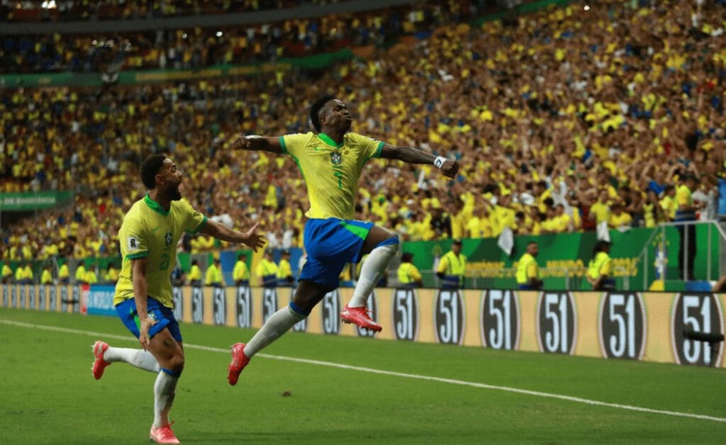 فينيسيوس يقود البرازيل لفوز قاتل على كولومبيا في تصفيات المونديال Img 4912