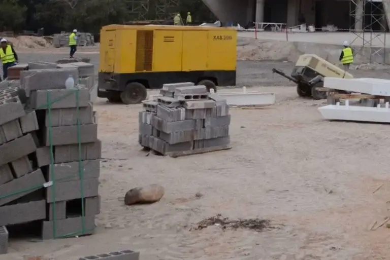 خروقات عقارية بتاسيلا تجر مطالب بالتحقيق والمساءلة Projet travaux 1