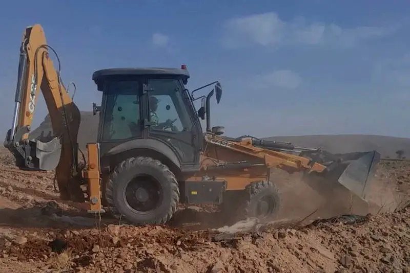 النيابة العامة تحقق في قضايا تفويت عقارات بزاكورة واستغلال أموال عمومية Zagoura terre