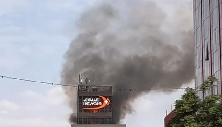 اندلاع حريق بمقر اتصالات المغرب في مراكش Img 2058