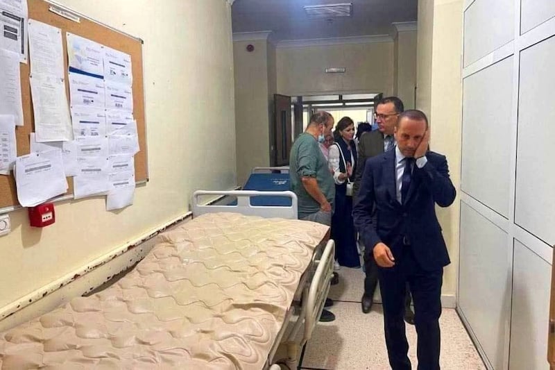 إعفاءات واسعة بمستشفى الحسن الثاني بأكادير Img 9826