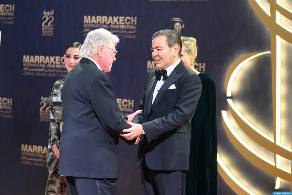 الأمير مولاي رشيد يترأس حفل عشاء أقامه جلالة الملك بمناسبة الافتتاح الرسمي للدورة 22 للمهرجان الدولي للفيلم بمراكش Img 5387