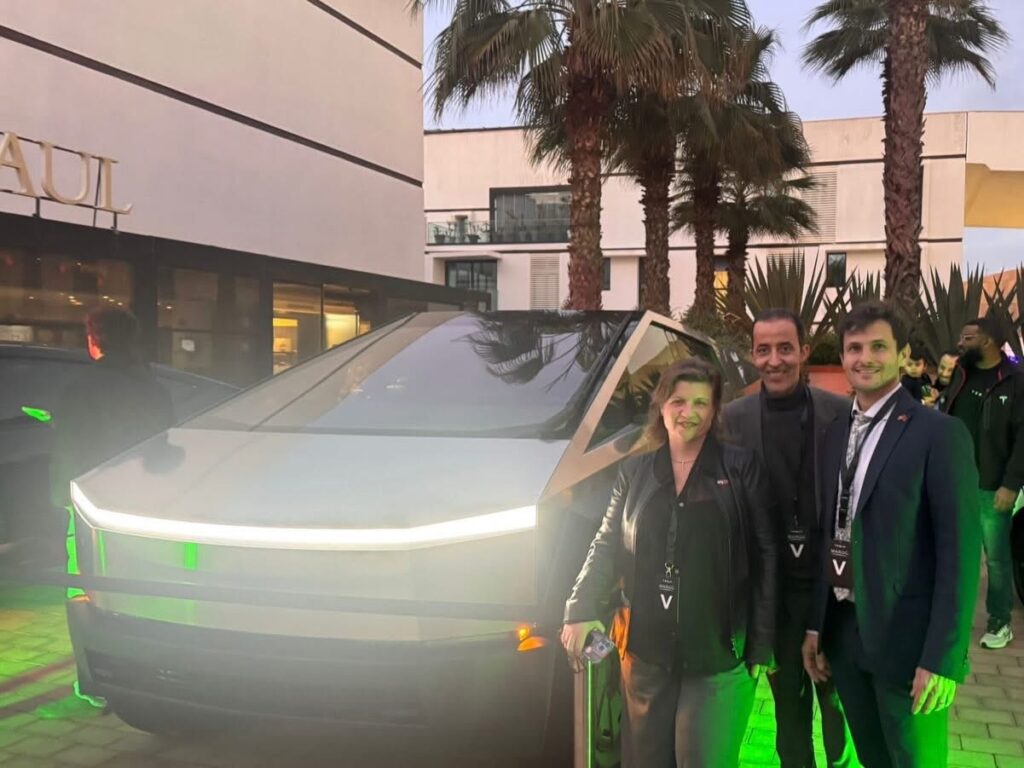 تسلا تُطلق رسمياً عملياتها في المغرب: الابتكار الأمريكي يلامس الدار البيضاء Img 2364