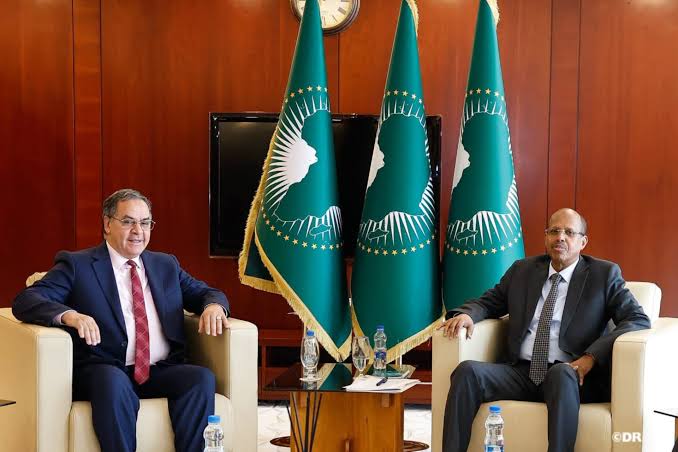رئيس مفوضية الاتحاد الإفريقي يشيد بدور المغرب في تعزيز العمل الإفريقي المشترك IMG
