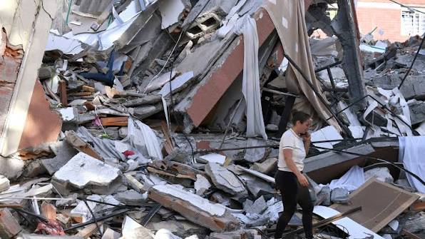 زلزال كولومبيا يرفع حصيلة الضحايا إلى 132 قتيلاً وأكثر من 570 مصابا IMG
