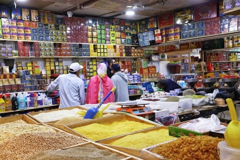 موجة الحر تُبطئ الحركة التجارية وتُقلص الإقبال على الأسواق المغربية IMG