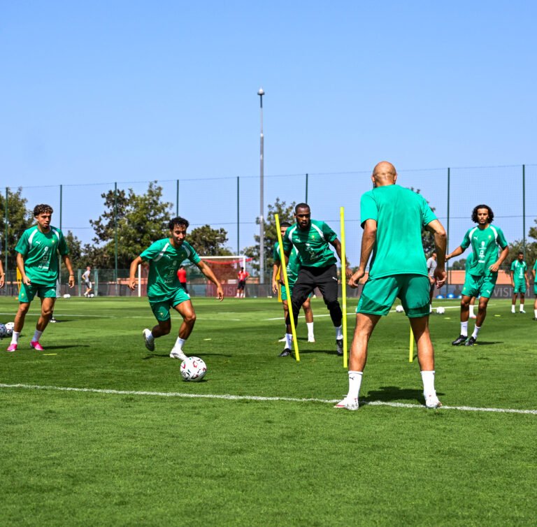 المغرب يفتتح تصفيات كأس إفريقيا 2027 أمام الغابون في الرباط IMG