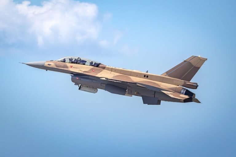 أول تحليق لمقاتلات F-16 المغربية الجديدة في خطوة لافت IMG